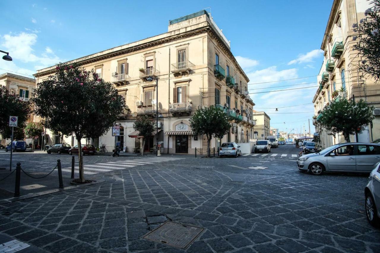 Two Steps Ortygia Apartment Syracuse Exterior photo
